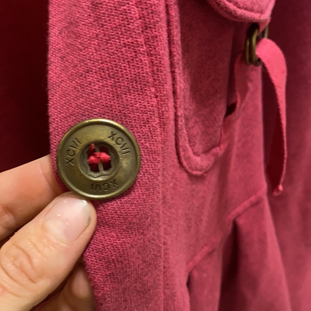 Red sweater jacket - Picture 3 of 6